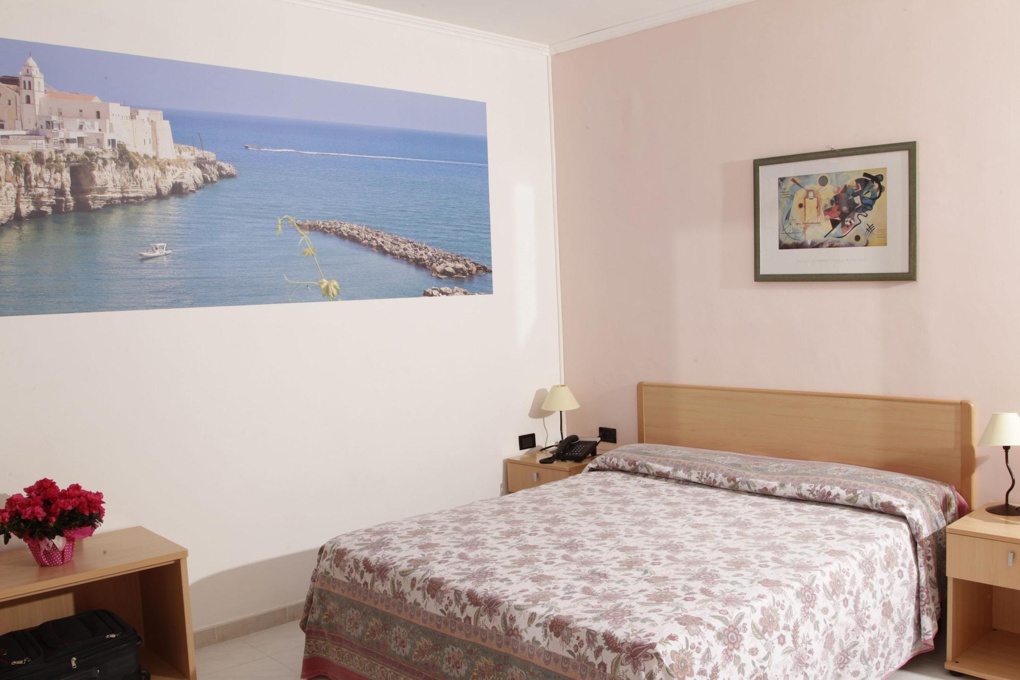 Hotel Club Bellavista Вьесте Экстерьер фото