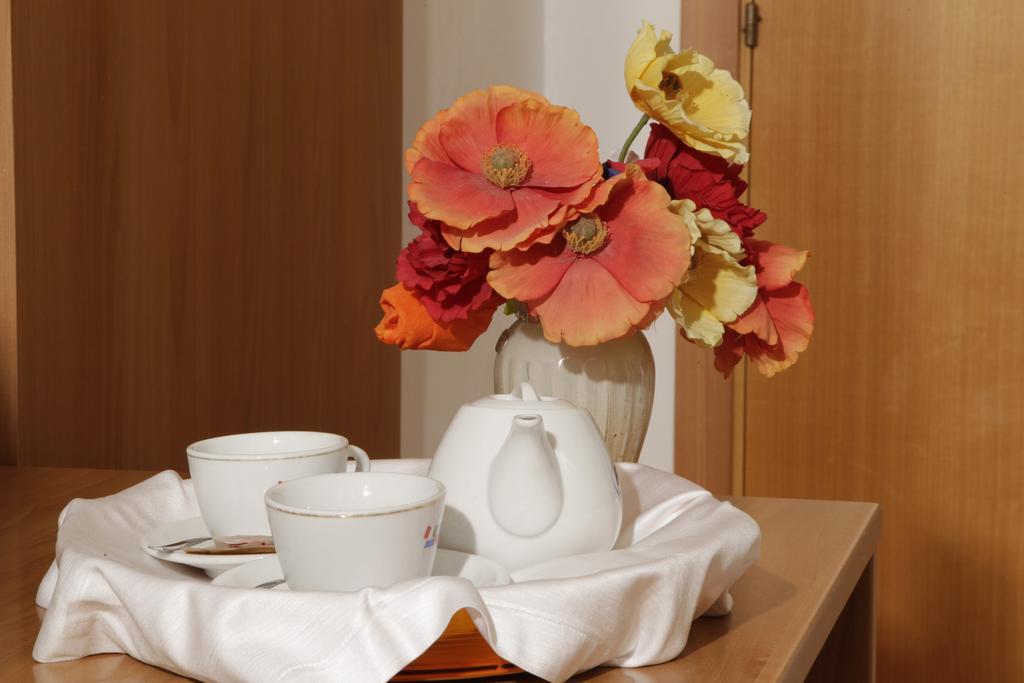 Hotel Club Bellavista Вьесте Экстерьер фото