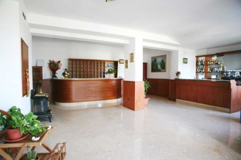Hotel Club Bellavista Вьесте Экстерьер фото